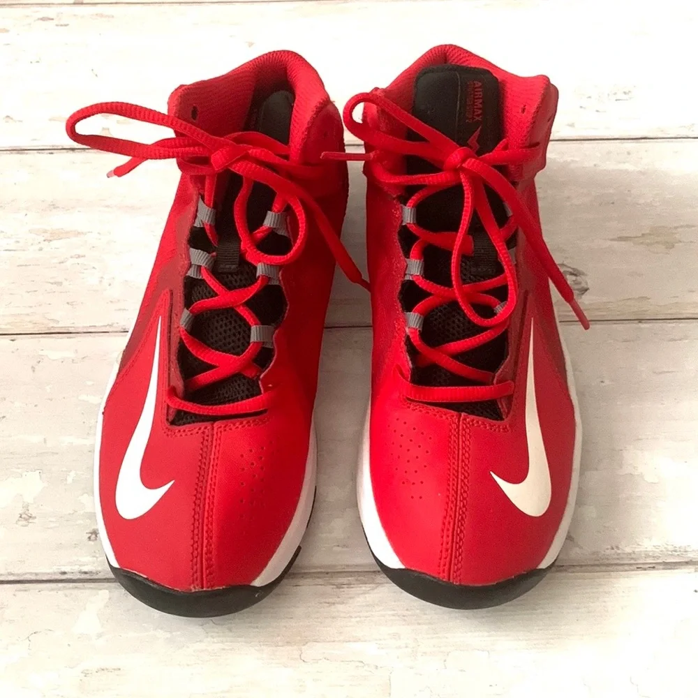 Nike Boys 4.5 Airmax Stutter Step 2 Basketball Sneakers Athletic Shoes Red NEW